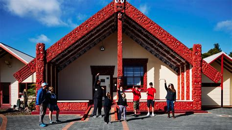 whakarewarewa the living maori village